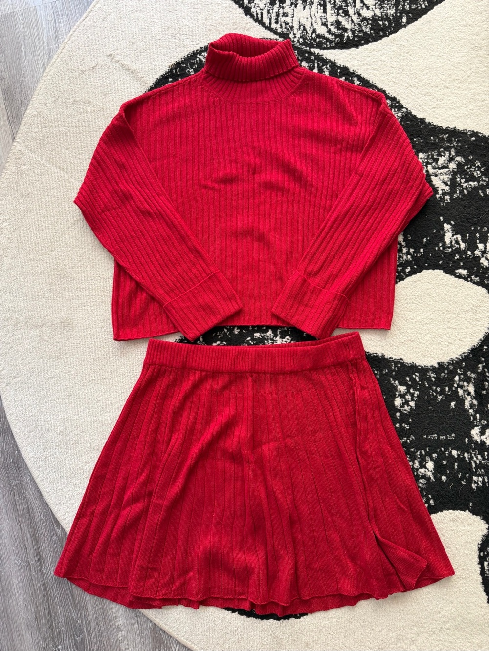 Torrid Ribbed Red Sweater Skirt and Turtleneck Set NWT - Women's 1X - Picture 6 of 12